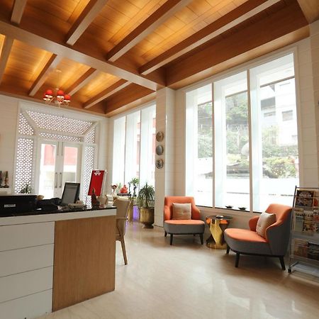Milestone Inn & Spa Массури Экстерьер фото