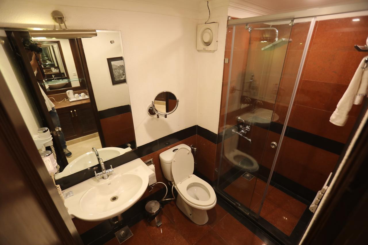Milestone Inn & Spa Массури Экстерьер фото